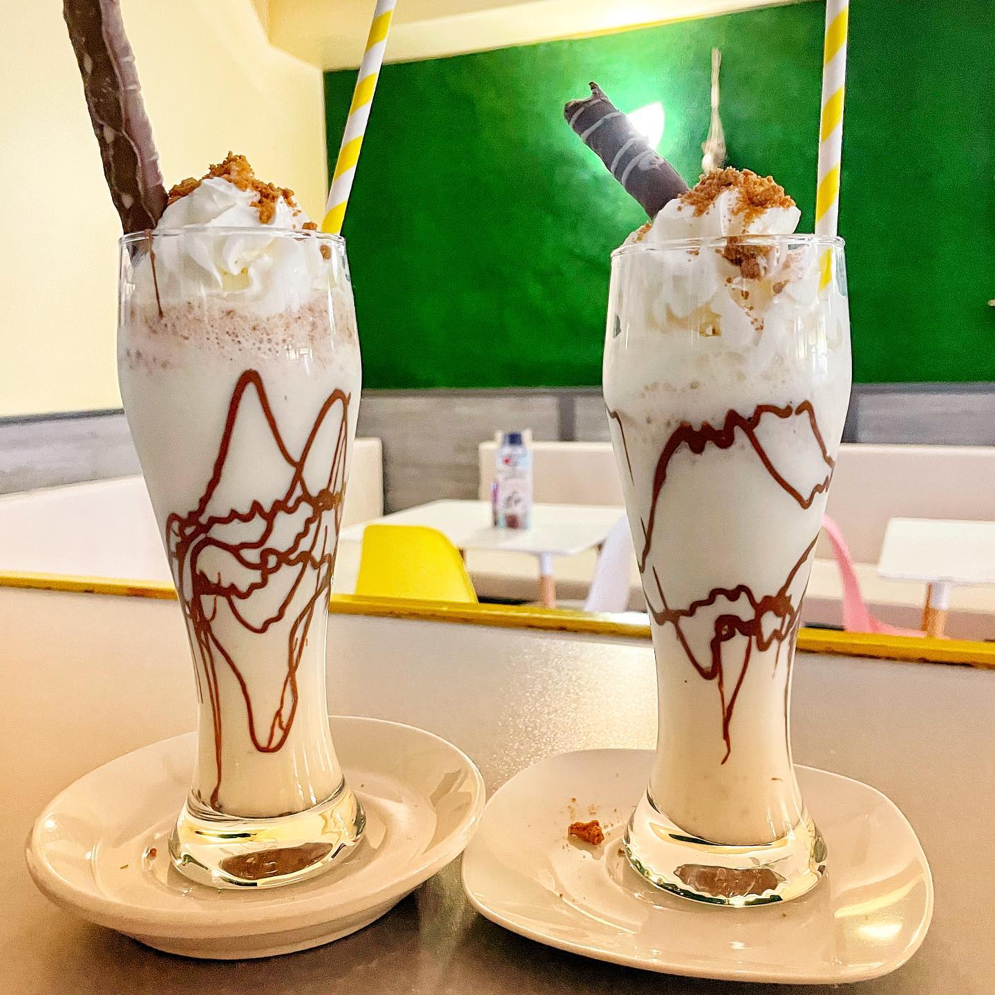 Asociacion de comerciantes y empresarios 