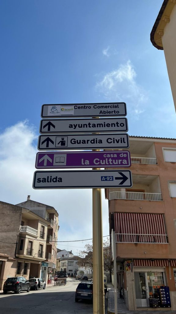 32c5c779-eab3-432f-b378-3e27ebcd0d14-576x1024 RENOVACIÓN SEÑALETICA COMERCIAL CCA 2025